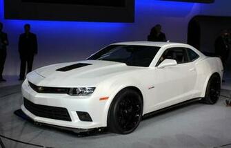 Chevrolet Camaro Z28 Background Super Wallpaper