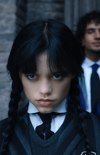 Wednesday Addams Phone Wallpaper Fisoloji