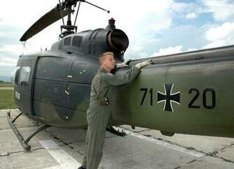 Uh1 Iroquois Vietnam War Wallpaper Picture