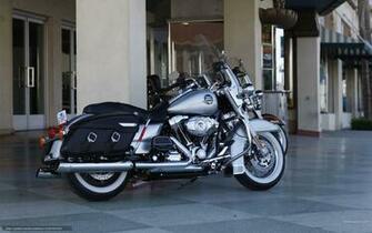 Wallpaper Harley Davidson Touring Flhrc Road King Classic