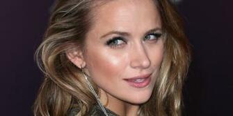 Shantel Vansanten Wallpaper High Quality