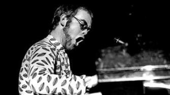 Elton John Wallpaper