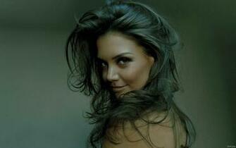 Katie Holmes HD Desktop Wallpaper