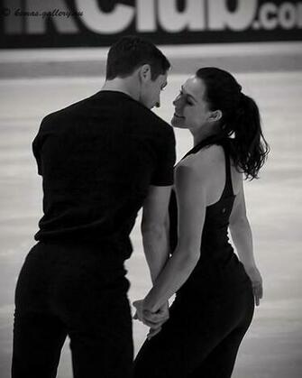 Tessa Virtue Scott Moir Image Practice HD Wallpaper And