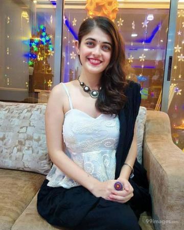 Urvi Singh HD Wallpaper Desktop Background Android