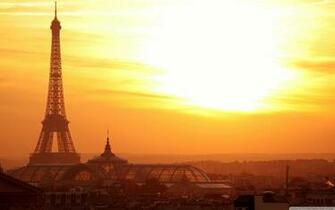 Eiffel Tower Wallpaper Sunset
