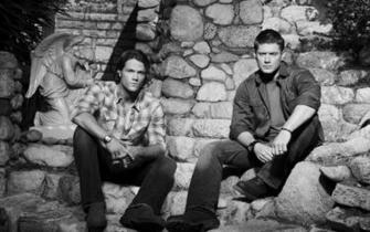 Sam And Dean Whinchester Supernatural Wallpaper