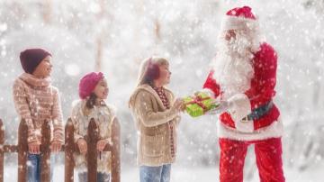 Desktop Wallpaper Little Girls Christmas Child Winter