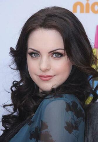 Elizabeth Gillies Wallpaper HD