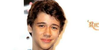Uriah Shelton Vogue Fbemot