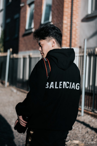 Man Carrying Black Dslr Camera Photo Hypebeast Image On