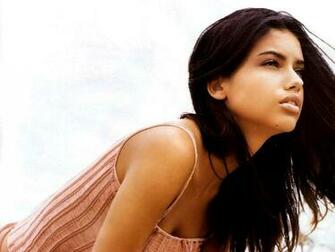 Adriana Lima Wallpaper