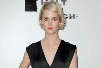 Mackenzie Davis Wallpaper X Net