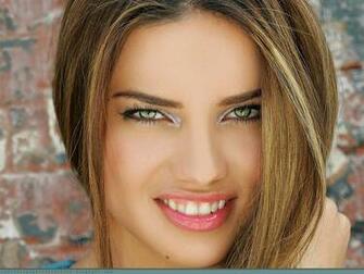 Hollywood Actress Hot Wallpaper Photofuniaa
