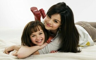 Selena Gomez Women Celebrity Joey King Ramona And Beezus