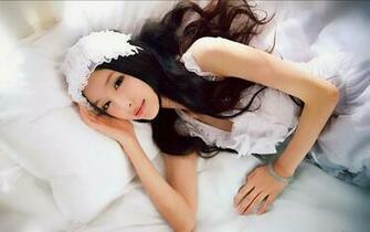 Cute Girls Widescreen Wallpaper Mobile