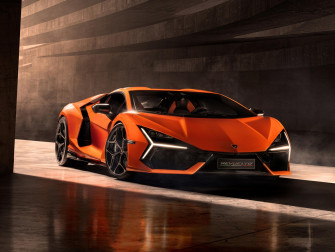 Lamborghini Overtakes Ferrari With Billion Valuation