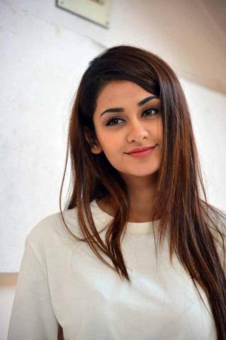 Actress Aditi Arya Stills At Ism Premiere Show