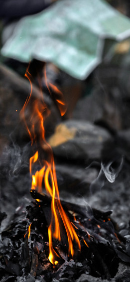 iPhone Fire Wallpaper On