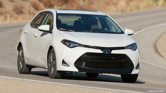 Toyota Corolla Le Eco Super White Front HD