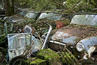 Abandoned Cars By Chrisguf