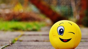 Cute Yellow Wallpaper
