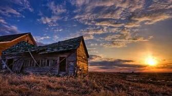 Log Cabin At Twilight Wallpaper