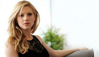 Katheryn Winnick HD Wallpaper For Desktop