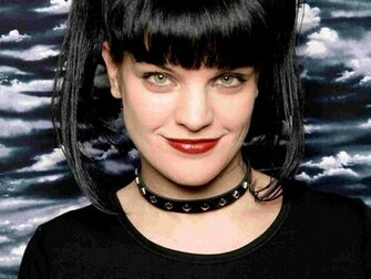 Pauley Perrette Wallpaper E