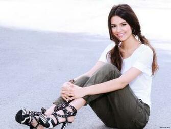 Victoria Justice Desktop Wallpaper In Widescreen HD