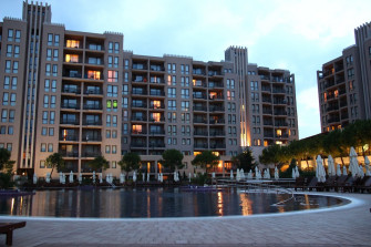Apartment Building Pictures HD Image On