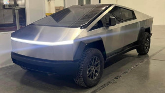 Tesla Cybertruck Prototype Leaked In Full Drive