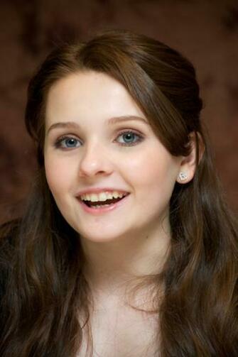Abigail Breslin Wallpaper Jpg