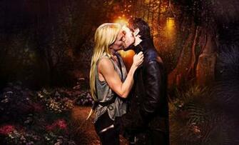 Captain Swan Kiss By Nyvelvet