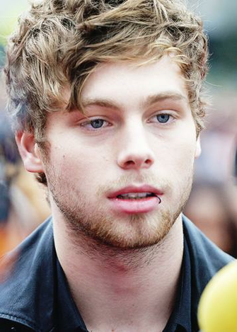 Luke Hemmings Image Wallpaper And
