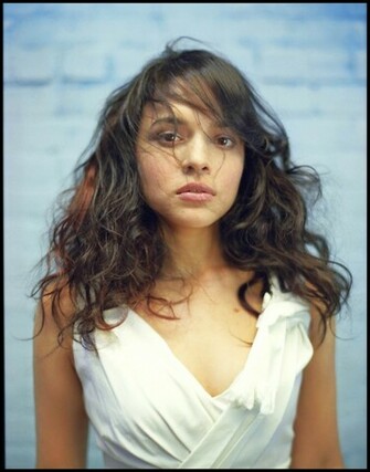 Norah Jones Wallpaper HD Inx