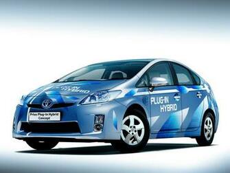 Toyota Prius Hybrit Car HD Wallpaper Background