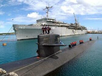 More Navy Submarine Image
