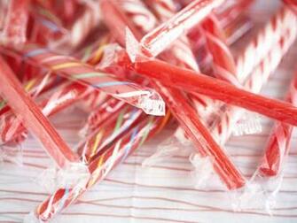 Candy Canes Christmas Wallpaper Picture