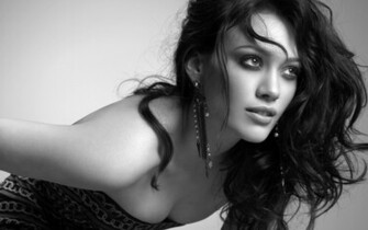Hilary Duff Widescreen Wallpaper