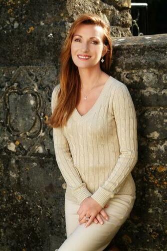 Jane Seymour Photo