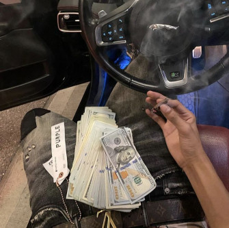 On Kickz N Mo Money And Happiness Women