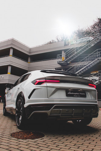 Lamborghini Urus Pictures Image