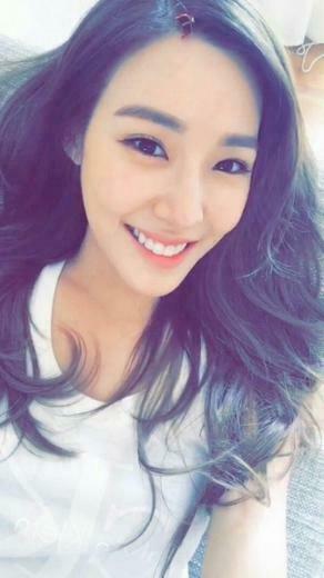 Tiffany Young Hwang Girls Generation