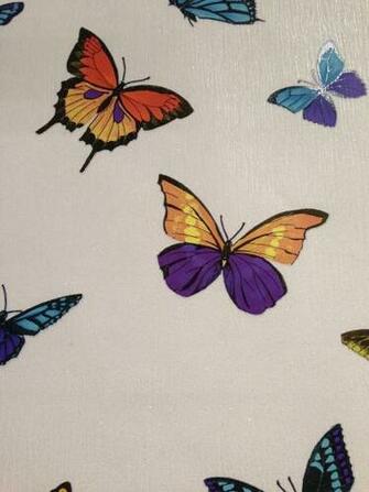 The Flutterby Wallpaper Can Make You Feel At One With Nature As