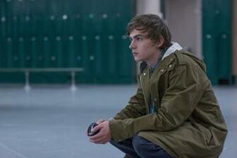 Miles Heizer Nerve Wallpaper In