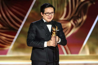 Ke Huy Quan S Biography Age Net Worth Career Wife And Parents Wallpaper