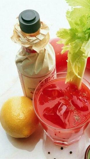 Tomato Sauce iPhone HD Wallpaper