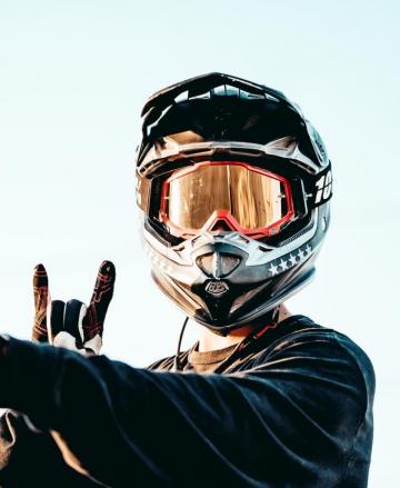 Helmet Pictures HD Image