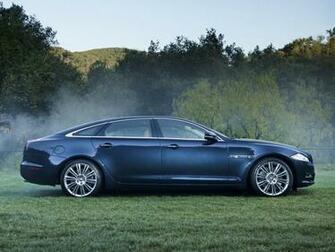 Supercharged V8 Wallpaper Desktop Background Picture